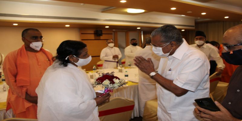 ചീഫ്  മിനിസ്റ്റർ  ശ്രീ പിണറായി  വിജയൻ